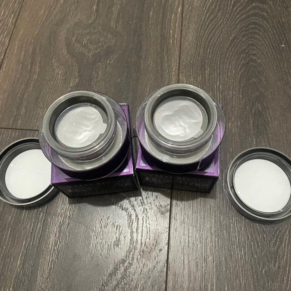 Urban Decay Velvetizer Mix-In - Picture 2 of 4